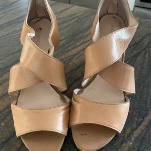 Franco Soto tan wedge leather upper 7.5